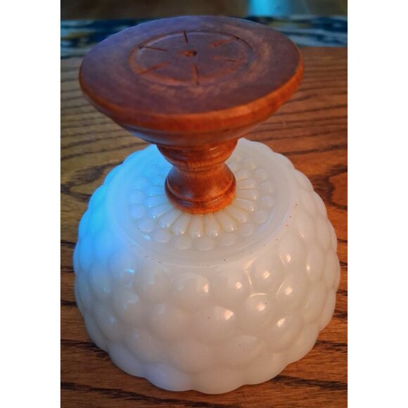 Vintage White Scalloped Milk Glass Compote Dish With Wooden Base - Picture 5 of 7